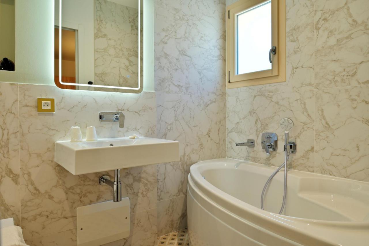 Sartène Hotel Des Roches מראה חיצוני תמונה